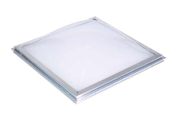 With superior water management and a secure thermal seal, our traditional domes help bring innovative daylighting to any space. 